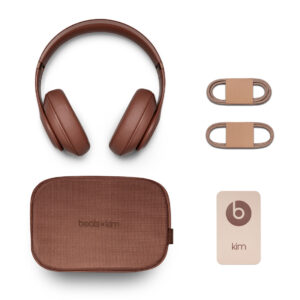 Beats Studio Pro Kim Special Edition