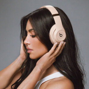 Beats Studio Pro Kim Special Edition